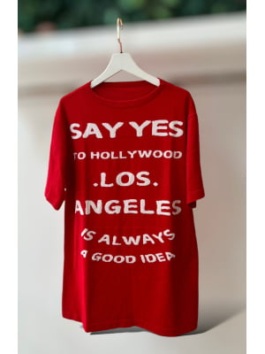 T-SHIRT OVER MODAL LOS ANGELES 